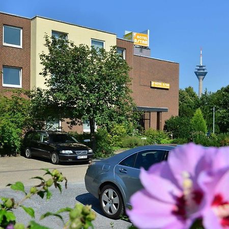 Hotel Astra Дюссельдорф Экстерьер фото